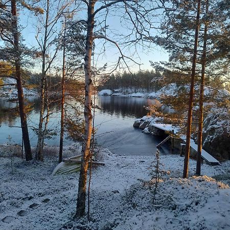 Vila Okkolan Lomamoekit Puumala Exteriér fotografie