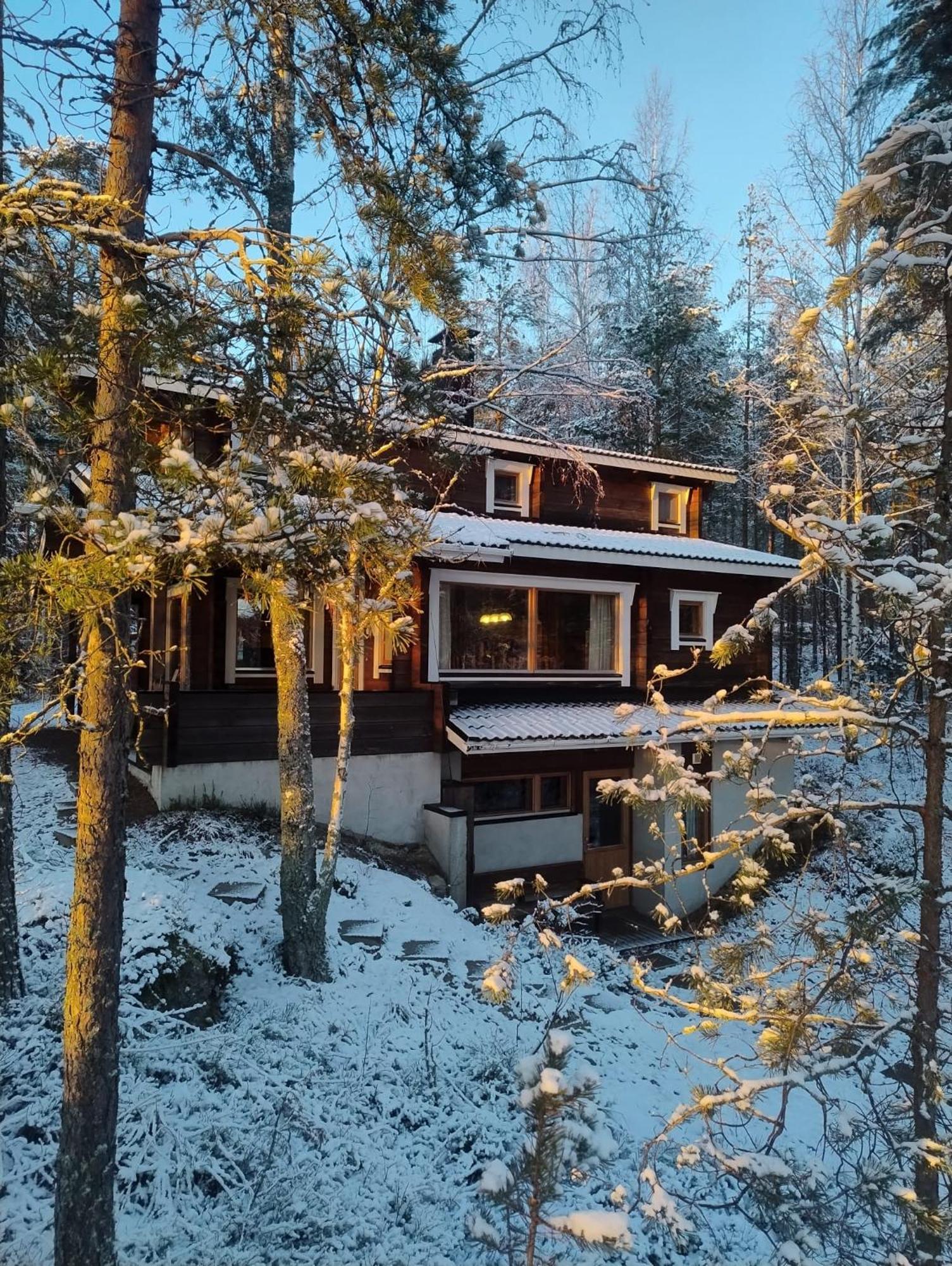 Vila Okkolan Lomamoekit Puumala Exteriér fotografie